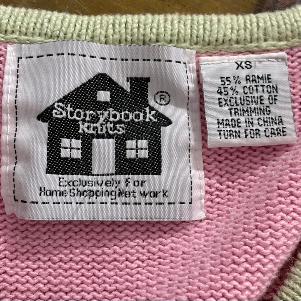 Storybook Knits Women XS Sweater Pink Blossoms Embroidered Spring Easter Buttons